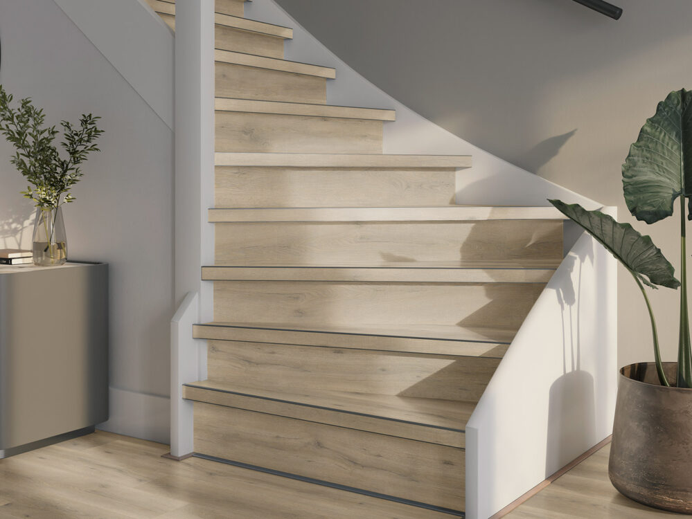 Staircase Renovation 7810 Vivafloors